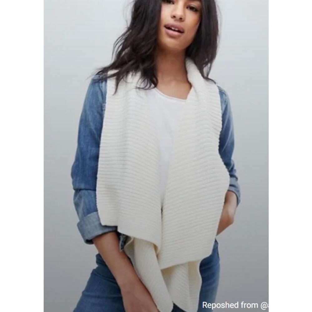 Abercrombie & Fitch Womens Denim Jacket Small Blue Jean Attached Sweater Scarf